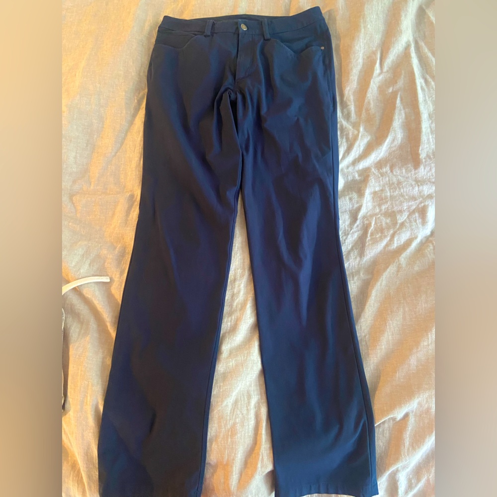 Lululemon men’s ABC pants five pocket sz 31/32 navy blue performance fabric